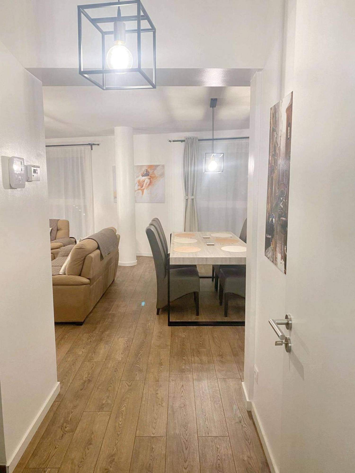 Modern Apartment In Cureghem Anderlecht 134 M² + Terrace Brussels Exterior photo